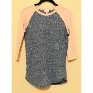 XS LuLaRoe Randy baseball tee